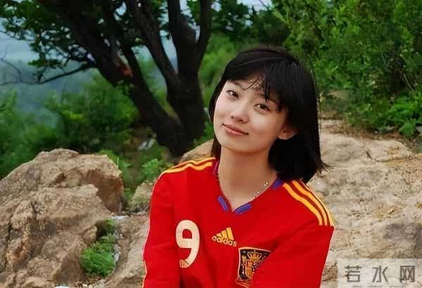 落地的凤凰不如鸡?从"小董卿"到不被重用 李七月走了另一条上坡路