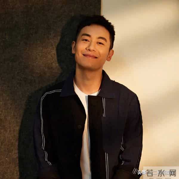 长得玉树临风可是情史干净,不沾花惹草的男星,我只服这5位