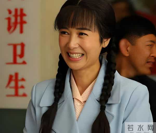 59岁蒋雯丽现状让人心酸：定居英国，又瘦又老，一代女神也落寞了