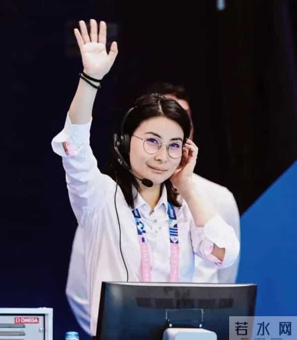 巩俐、郭晶晶再次“世纪同框”！“地母系”美人气质有多绝？