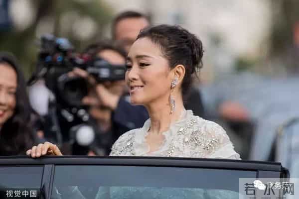 巩俐、郭晶晶再次“世纪同框”！“地母系”美人气质有多绝？