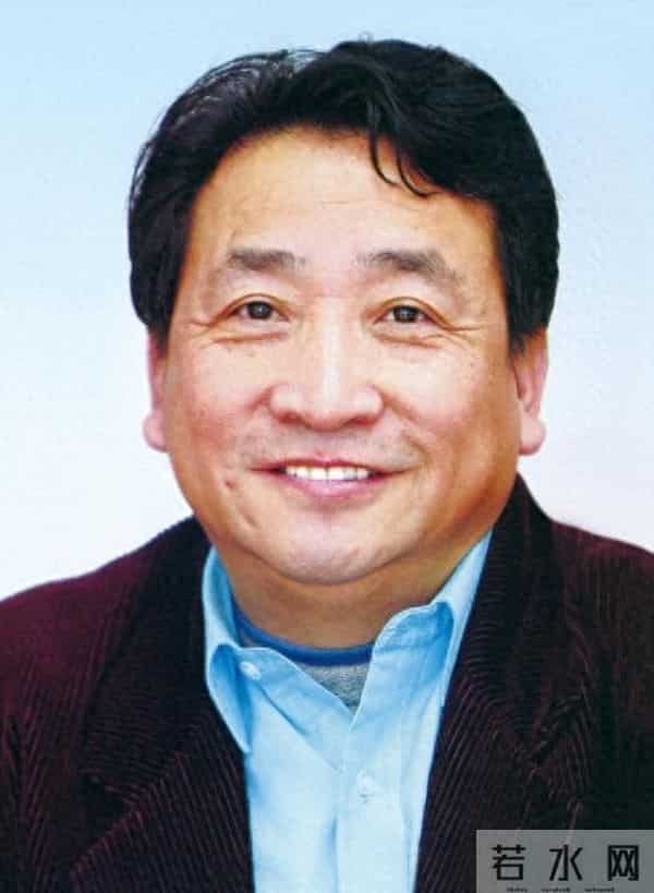 75岁姜昆:我最大的遗憾就是女儿46岁还没结婚,养子反倒成为骄傲