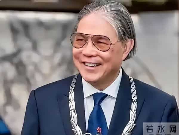 有钱也没用!火炬传递霍震霆、何超琼都来了,李嘉诚家无一人出席