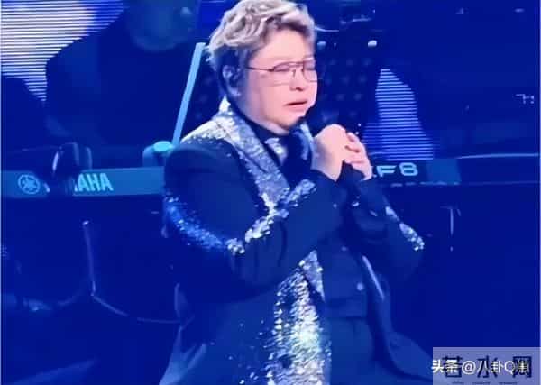 贪污上亿、假慈善？被实名举报的韩红，为何在演唱会上忍不住痛哭