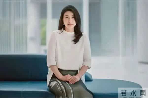 巩俐、郭晶晶再次“世纪同框”！“地母系”美人气质有多绝？