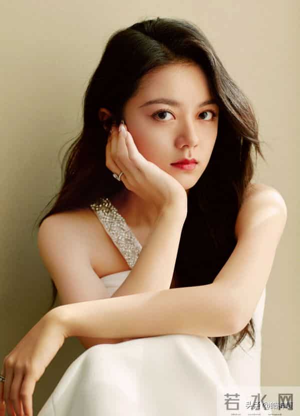 看了赵今麦的海边泳装照,大家都在吵什么?