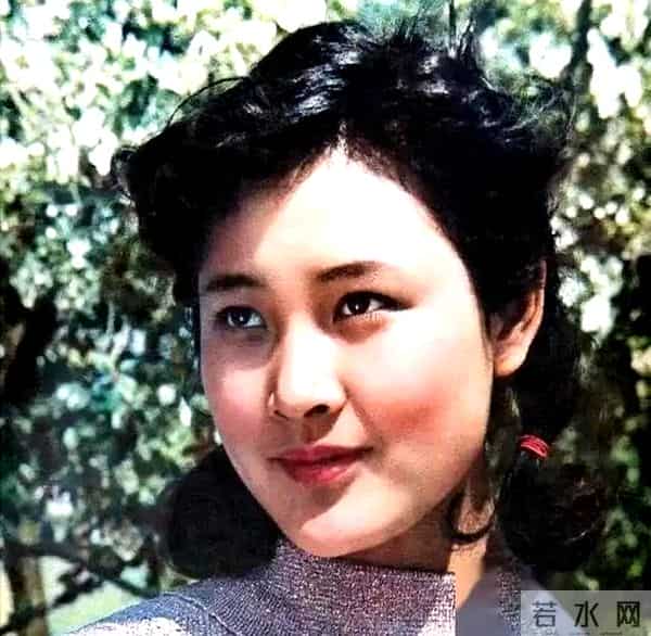 陈冲自曝19岁曾被性侵！亲友至今都不知情，在美生活非常耻辱