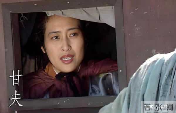 原来他们是夫妻,恩爱四十年零绯闻,如今靠《四喜》又火了