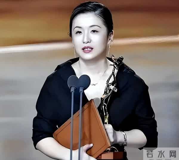 只手遮天？继王家卫录音曝光后，狂妄自大的秦雯终究为错误买单