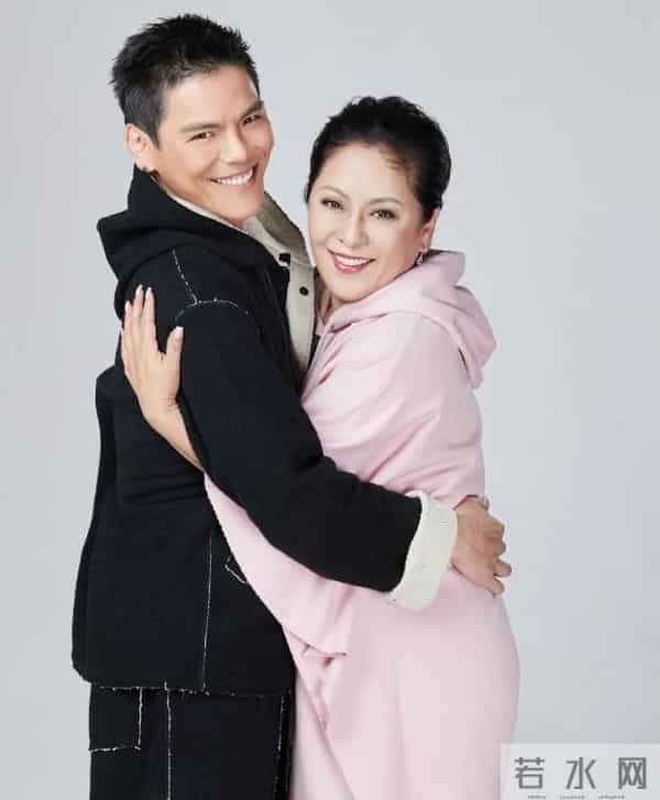 子女敢去美国?向太直接放下狠话:家产全捐,一毛不留!