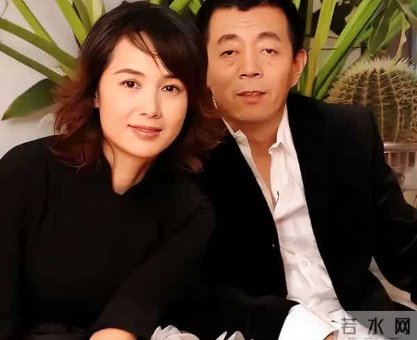 59岁蒋雯丽现状让人心酸：定居英国，又瘦又老，一代女神也落寞了