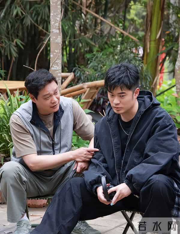 鹿晗深夜为陈赫庆生不到72小时，令人恶心一幕上演，关晓彤被牵连