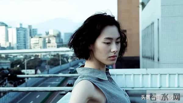 她生三子被豪门除名,李嘉诚亲命名却不认族,一场没爱情的交易