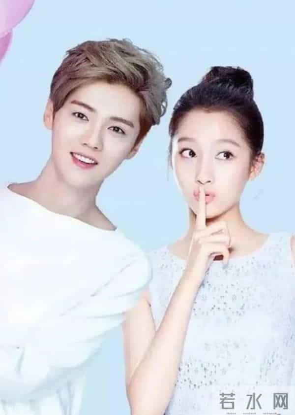 关系藏不住了！鹿晗为陈赫庆生，与关晓彤之间的感情不言而喻