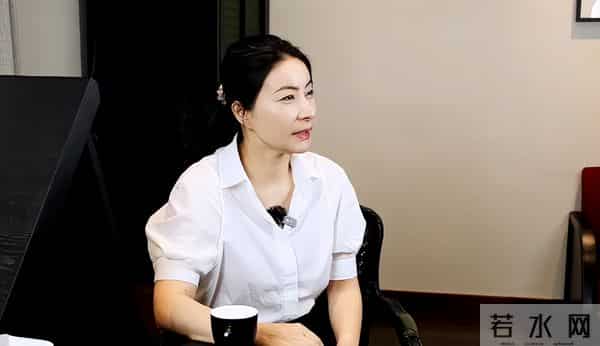 巩俐、郭晶晶再次“世纪同框”！“地母系”美人气质有多绝？