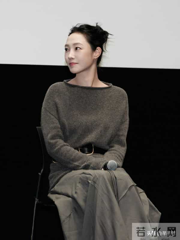 白百何翻车了,自己发证据实锤自己,现在又发文说是想要体面收场