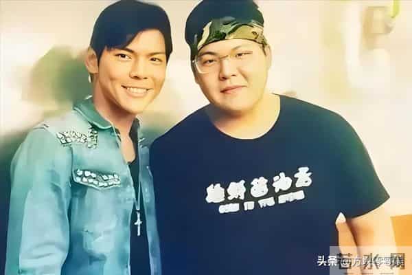 向佑彻底没救了！现身酒吧胖又颓，烟酒不离手 女伴肥腻不如郭碧婷