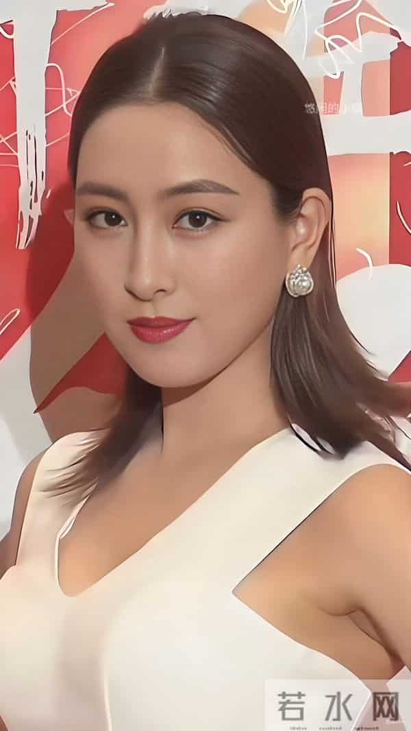 44岁马苏好漂亮，真会保养脸上没有皱纹，皮肤紧致看着跟20岁似的