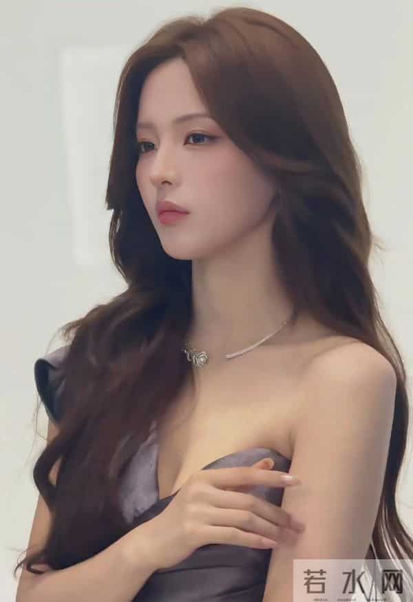 杨超越写真幕后,每一帧都是视觉暴击,这身材有料!