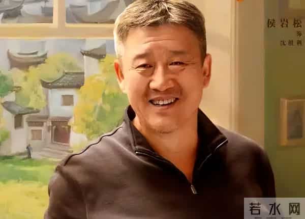 没啥名气的国家一级演员，56岁的侯岩松，凭《四喜》得到大众认可