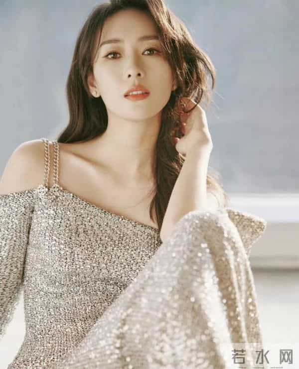 长的好看有什么用？如今40岁的童瑶仍无儿无女，别在败坏观众缘了