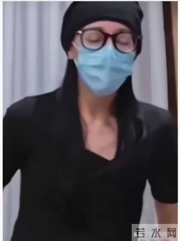 33岁迪丽热巴病情加重，部分工作取消，知情人回应现状