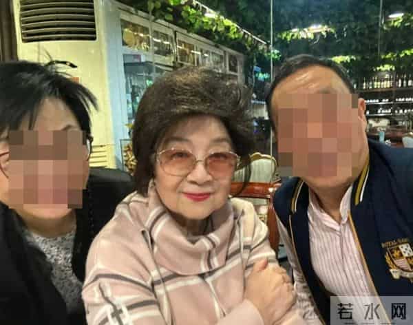 76岁香港著名女歌手的近况曝光，真的好久没见她露面