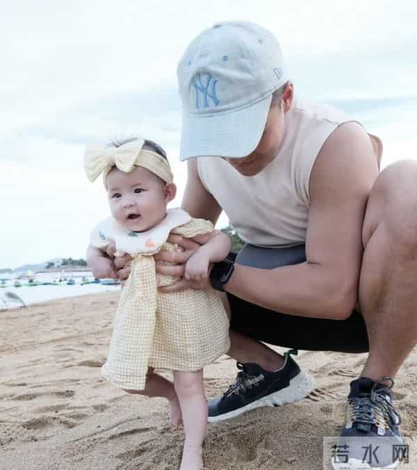 恭喜!TVB男星结婚两年官宣妻子怀三胎,自曝暂时没考虑过结扎