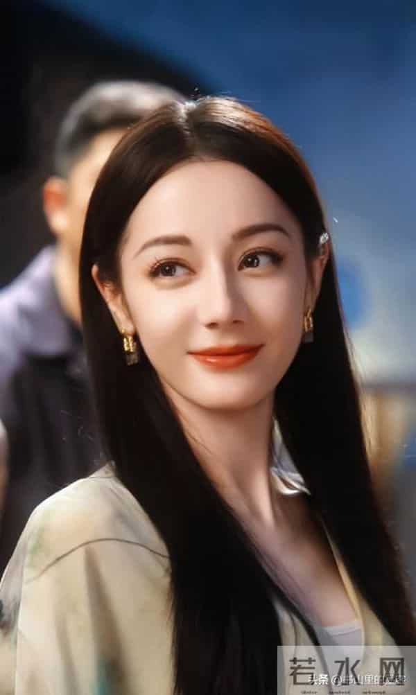 33岁迪丽热巴病情加重，部分工作取消，知情人回应现状