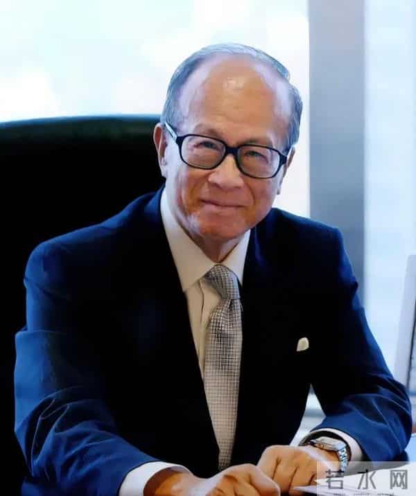 有钱也没用！火炬传递霍震霆、何超琼都来了，李嘉诚家无一人出席