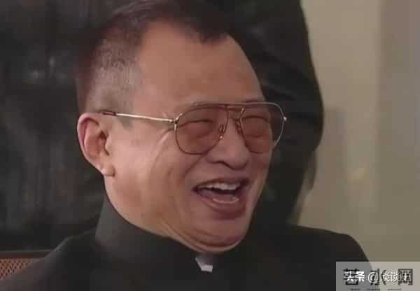 不查不知道！难怪连央媒都发文悼念，许绍雄的家世竟藏得这么深