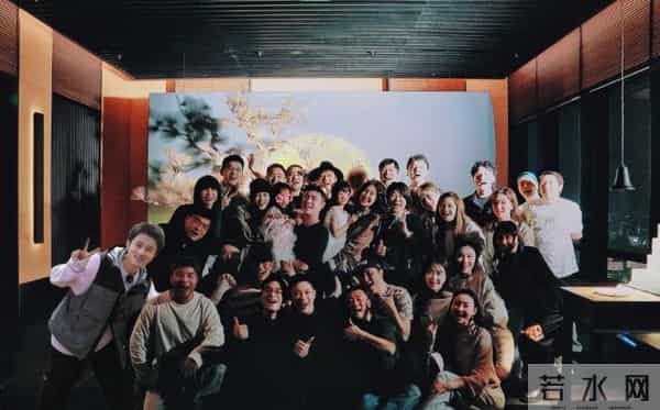 鹿晗深夜为陈赫庆生不到72小时，令人恶心一幕上演，关晓彤被牵连