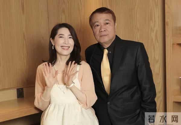 突发！香港过气艳星和相恋24年富商男友分手，两人都不幸患上癌症