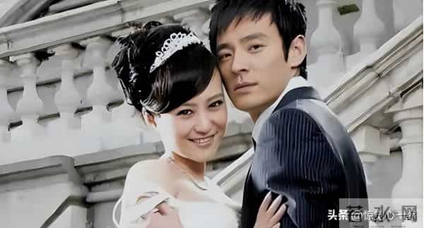 与刘烨离婚6年后，她独自带着双胞胎儿子生活，郝蕾如今后悔吗？