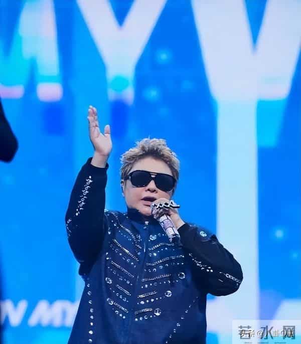 贪污上亿、假慈善？被实名举报的韩红，为何在演唱会上忍不住痛哭