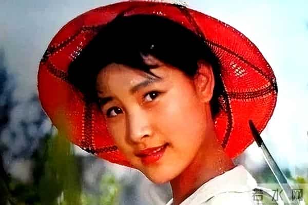 陈冲自曝19岁曾被性侵！亲友至今都不知情，在美生活非常耻辱