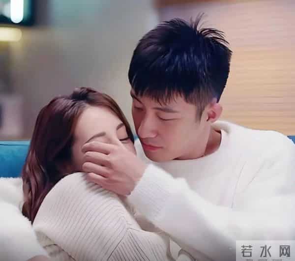 钱再多有什么用？迪丽热巴病情重到连夜停工，路透面色惨白瘦脱相