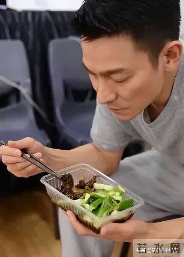 33岁迪丽热巴被曝病情加重,知情人透露内情