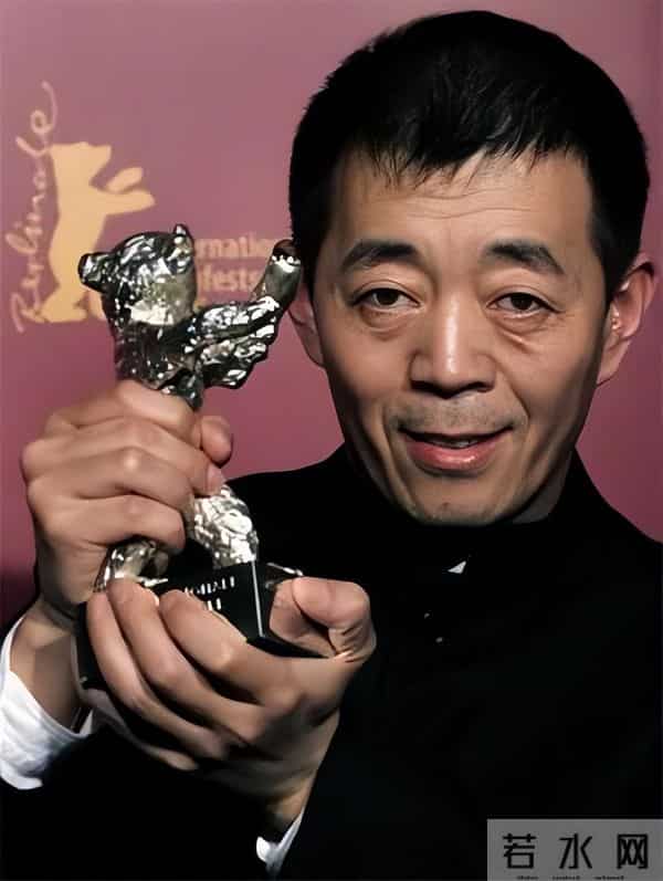 59岁蒋雯丽现状让人心酸：定居英国，又瘦又老，一代女神也落寞了