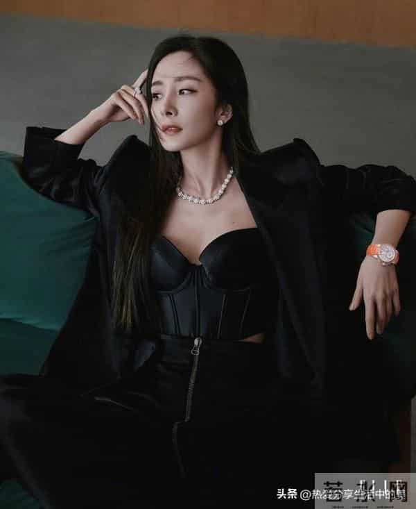 杨幂|紧身包臀裙