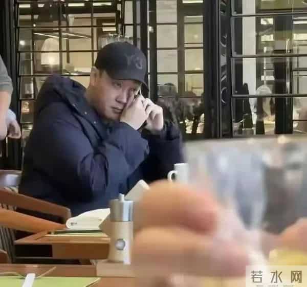 一张合照,意外戳穿辛柏青的真实处境,原来朱媛媛生前真的没说错