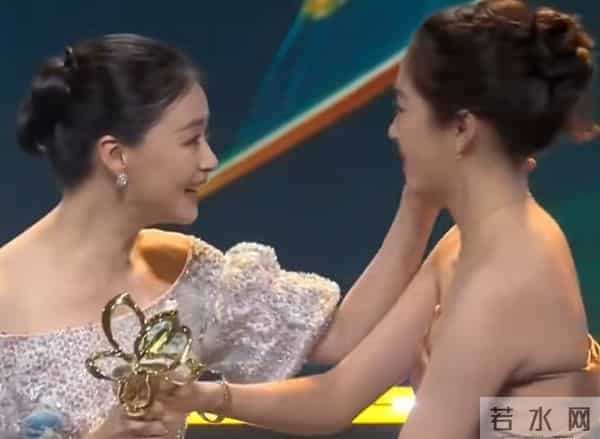 面相全变了！再看42岁蒋欣和43岁孙俪，才明白两人“差别”在哪里