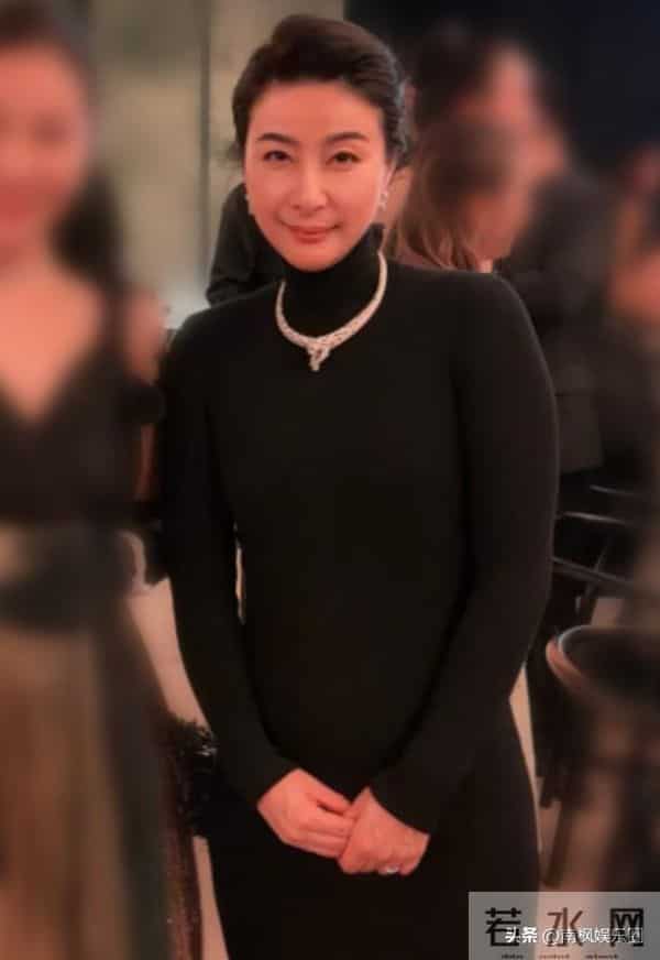 这一夜，59岁巩俐秒了41岁朱珠，不要怀疑任何一张演电影女主的脸