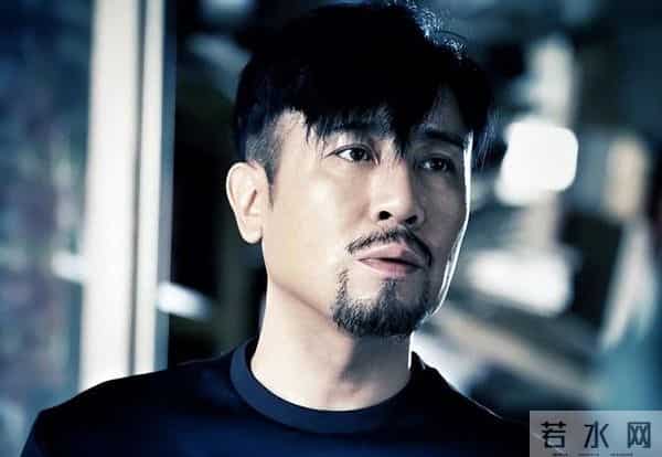 原来她是于和伟老婆，难怪他能拿"视帝"，真是一个贤妻旺三代