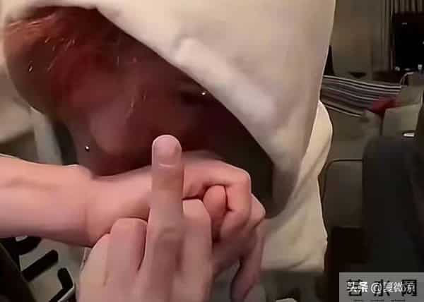 鹿晗邓超为陈赫庆生破圈，却被追问：为啥关晓彤生日你沉默？