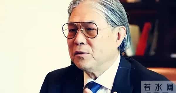 霍家三代体育情：79 岁霍震霆拓电竞新局，豪门担当引圈震撼