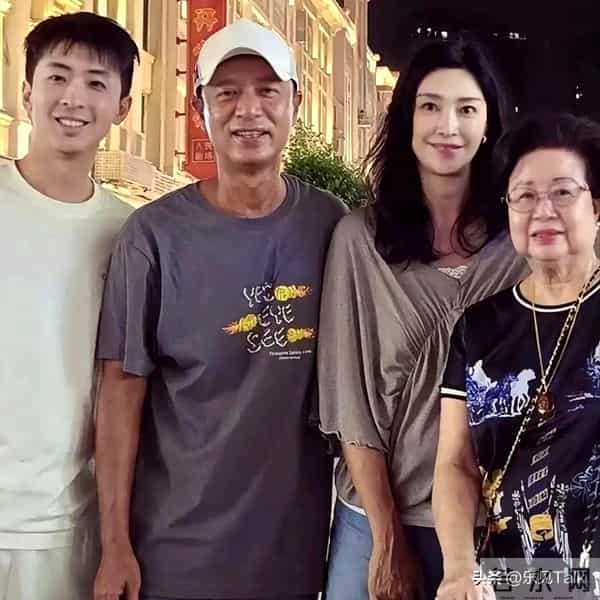 香港知名女星父亲公开宣布：和儿子断绝关系，欠债千万拖垮家人