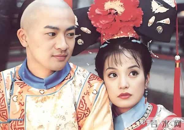 琼瑶去世不到一年,儿媳何琇琼再破天花板,让整个娱乐圈沉默了