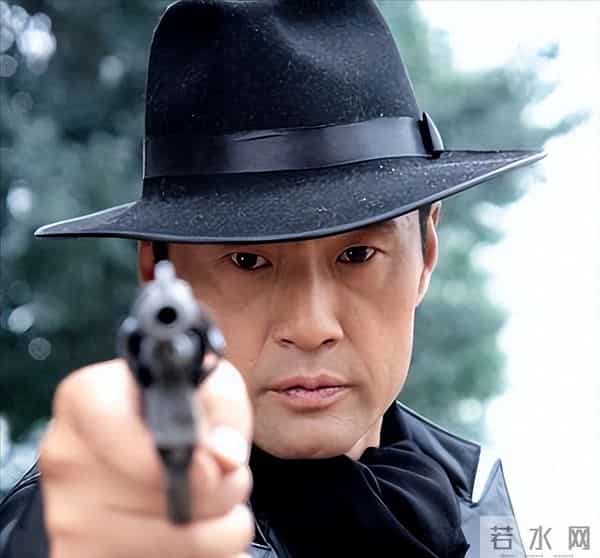 演员于荣光：一生洁身自好，为何到了63岁，妻子坚持要和他离婚？