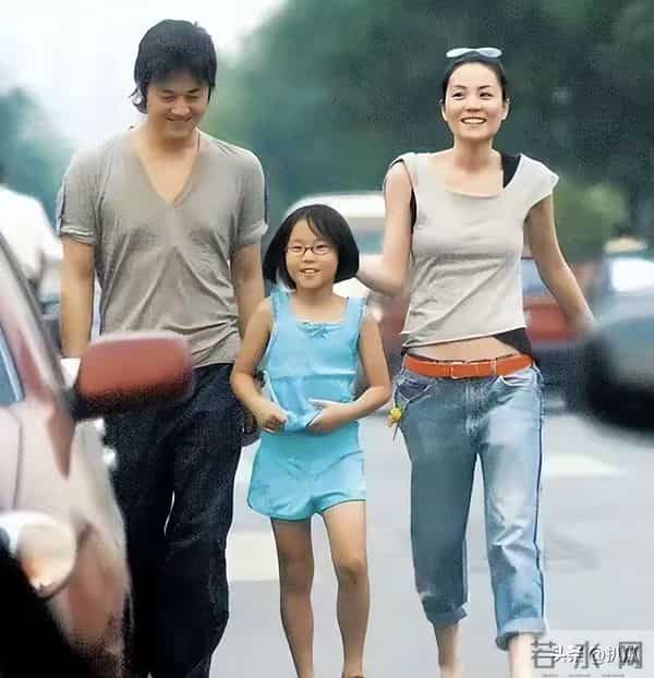 李亚鹏做梦也没想到,心中这口恶气竟让向太给出了,窦靖童没说错